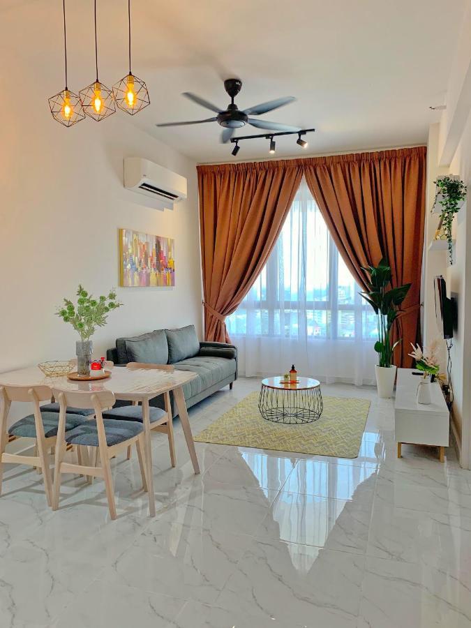 Netflix Two Bedroom Troika Kota Bharu Homestay 182 Dış mekan fotoğraf