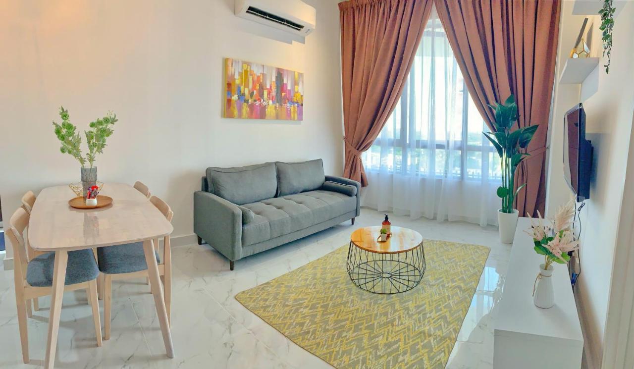 Netflix Two Bedroom Troika Kota Bharu Homestay 182 Dış mekan fotoğraf