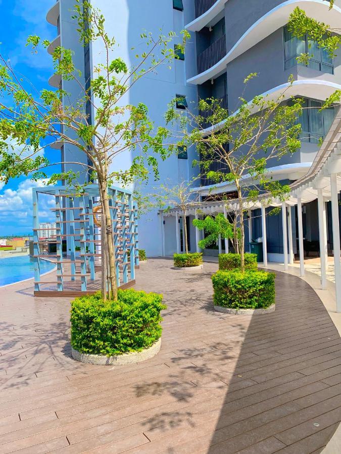 Netflix Two Bedroom Troika Kota Bharu Homestay 182 Dış mekan fotoğraf
