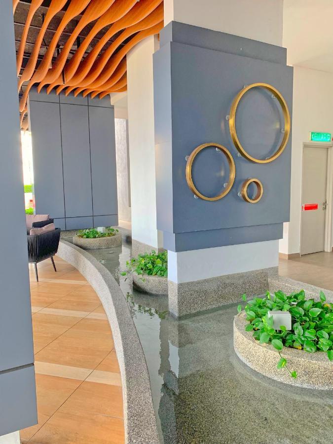Netflix Two Bedroom Troika Kota Bharu Homestay 182 Dış mekan fotoğraf