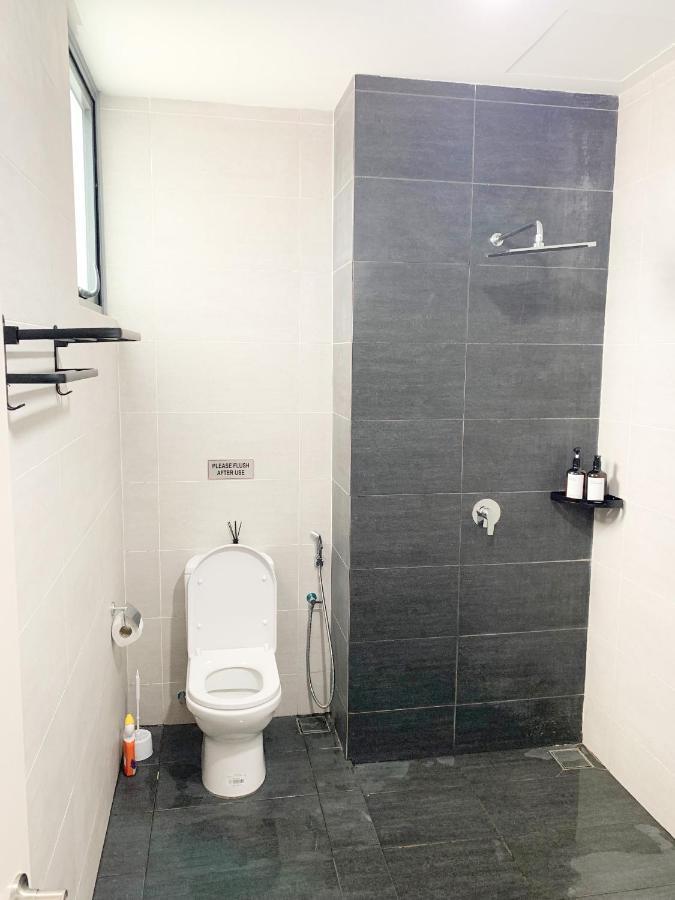 Netflix Two Bedroom Troika Kota Bharu Homestay 182 Dış mekan fotoğraf