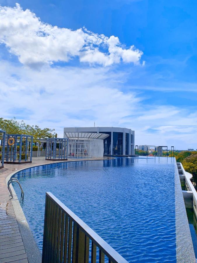 Netflix Two Bedroom Troika Kota Bharu Homestay 182 Dış mekan fotoğraf