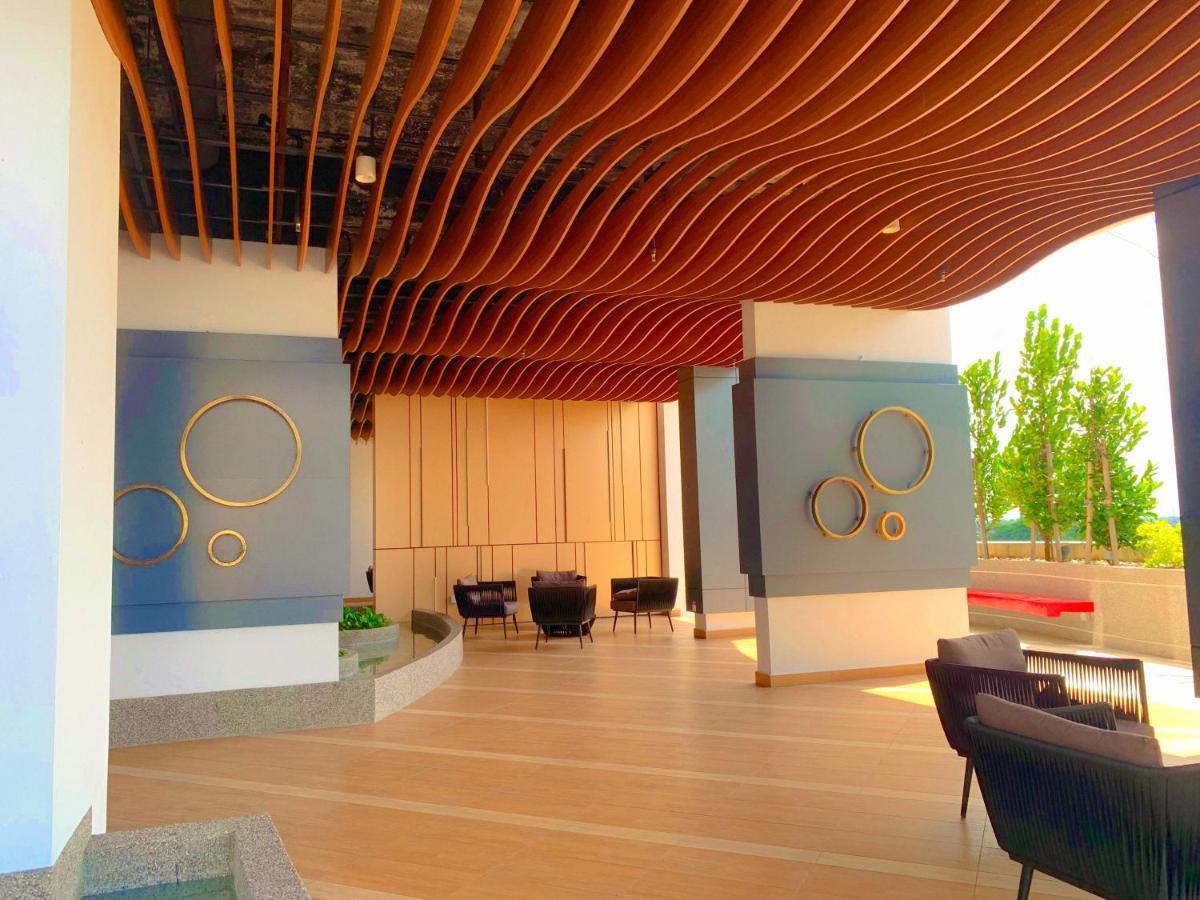 Netflix Two Bedroom Troika Kota Bharu Homestay 182 Dış mekan fotoğraf